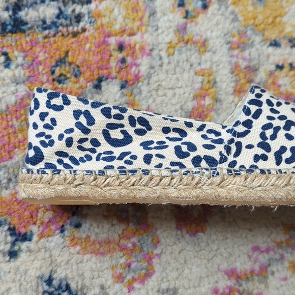 Sam Edelman Verona Leopard Print Canvas Slip On Espadrille Flats Cream Navy 8.5 - Picture 9 of 15